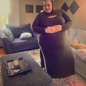 Althlesiure double slit dress